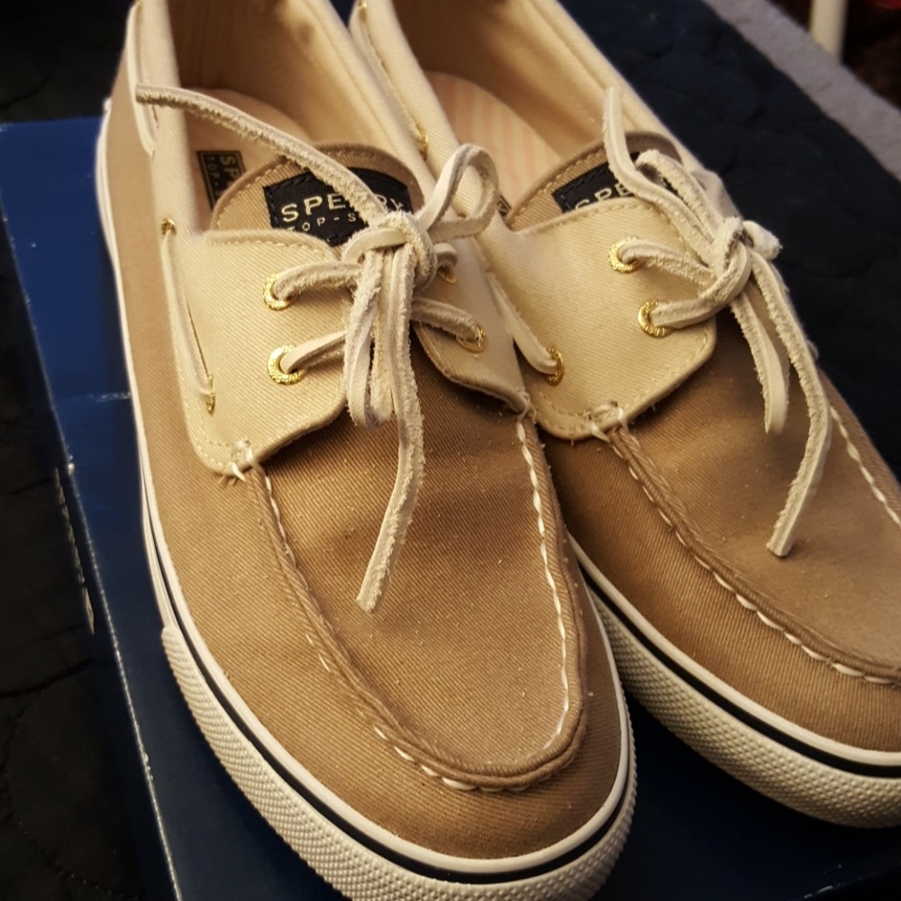 Sperry top slider size 9.5